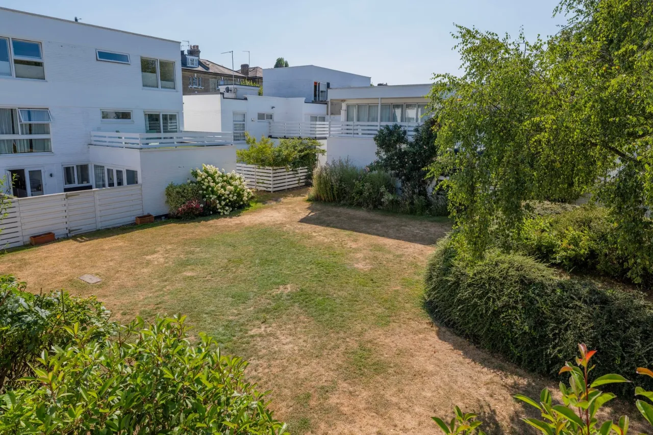 Lower Merton Rise, Primrose Hill, London, NW3 3RA, photo 25