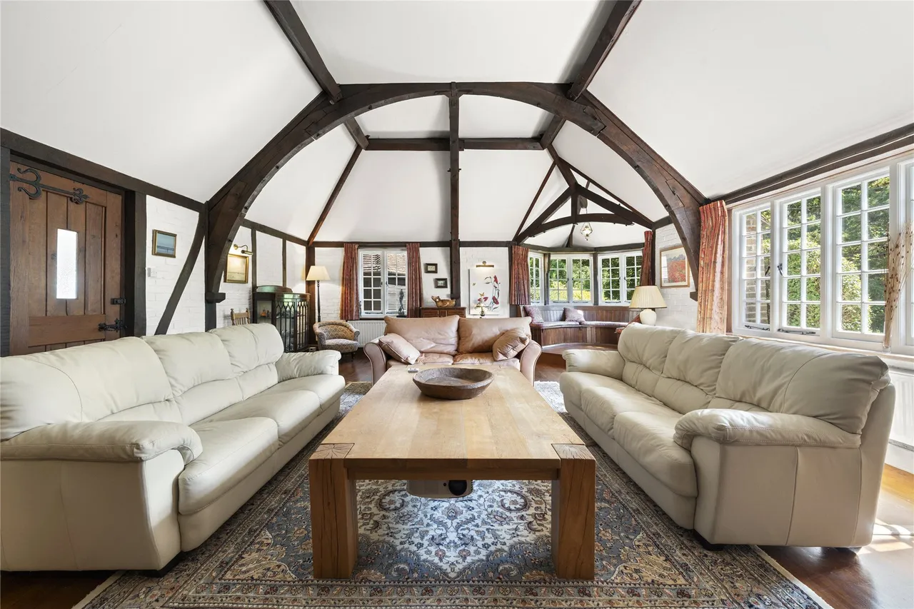Hammerpond Road, Plummers Plain, Horsham, West Sussex, RH13, photo 2