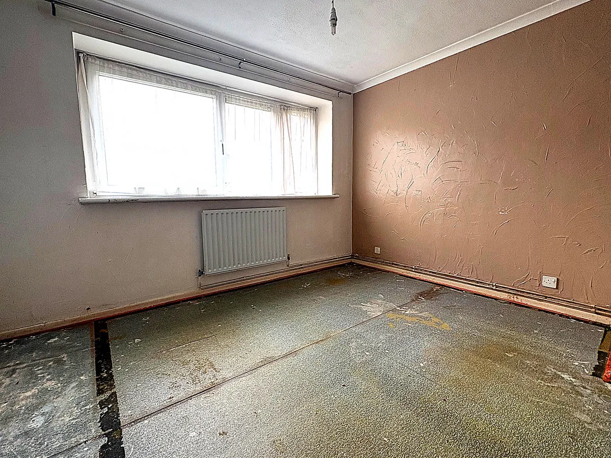 Turpin Avenue, Romford, Collier Row, RM5 2LS, photo 5