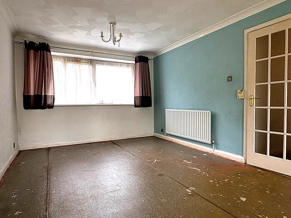 Turpin Avenue, Romford, Collier Row, RM5 2LS, photo 3