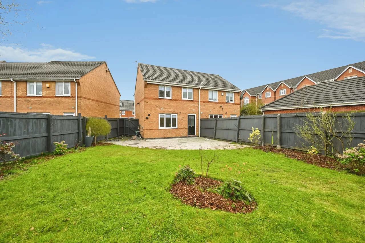 Rollesby Gardens, St. Helens, WA9, photo 2