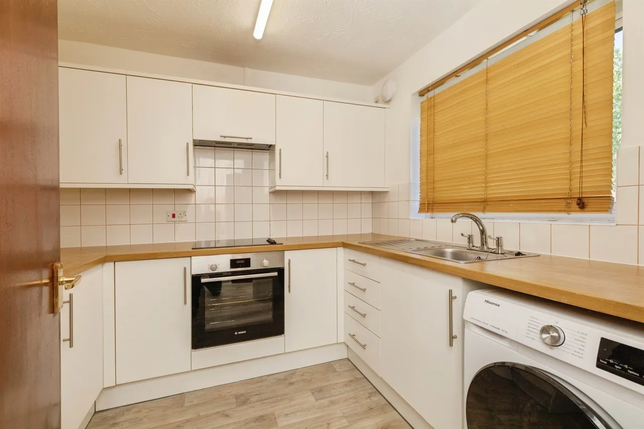 Whitley Mead, Stoke Gifford, BS34, photo 4