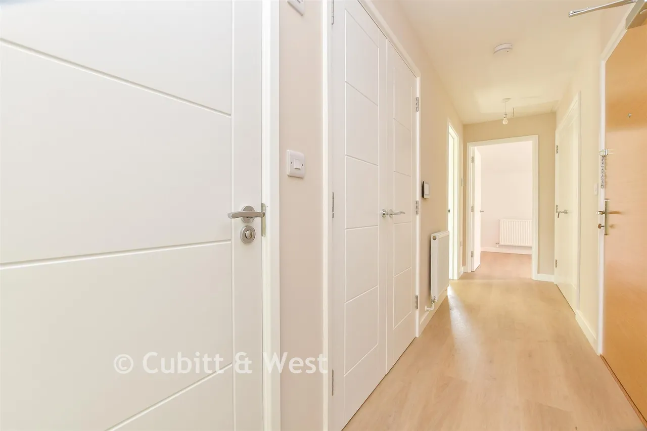 Outwood Lane, Chipstead, CR5, photo 14