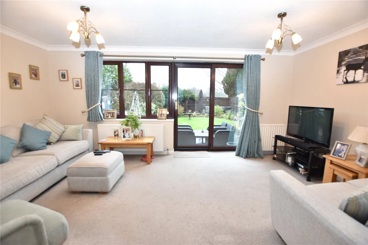 Newton Road, Farnborough, Hampshire, GU14 8BN, photo 5