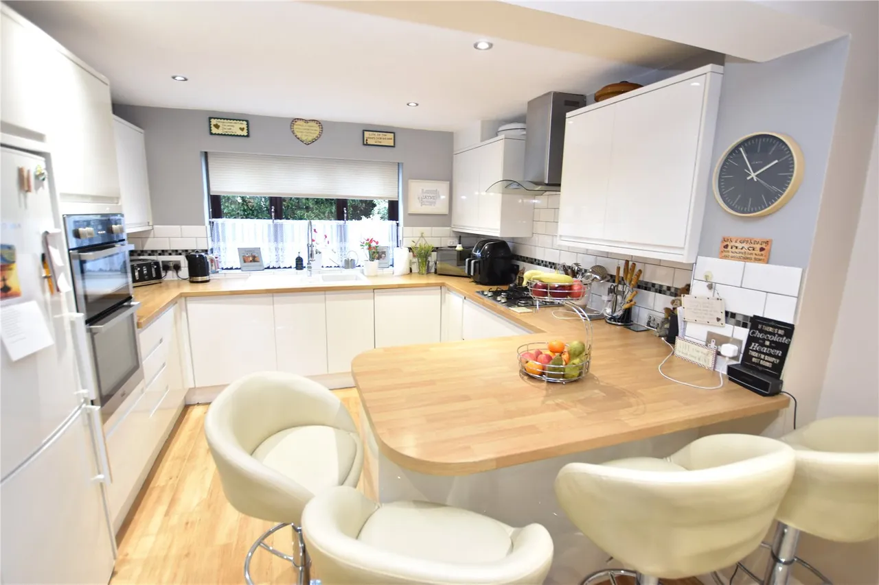 Newton Road, Farnborough, Hampshire, GU14 8BN, photo 4