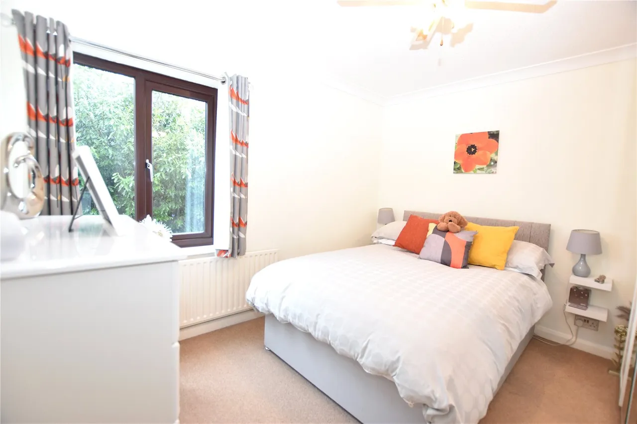Newton Road, Farnborough, Hampshire, GU14 8BN, photo 12