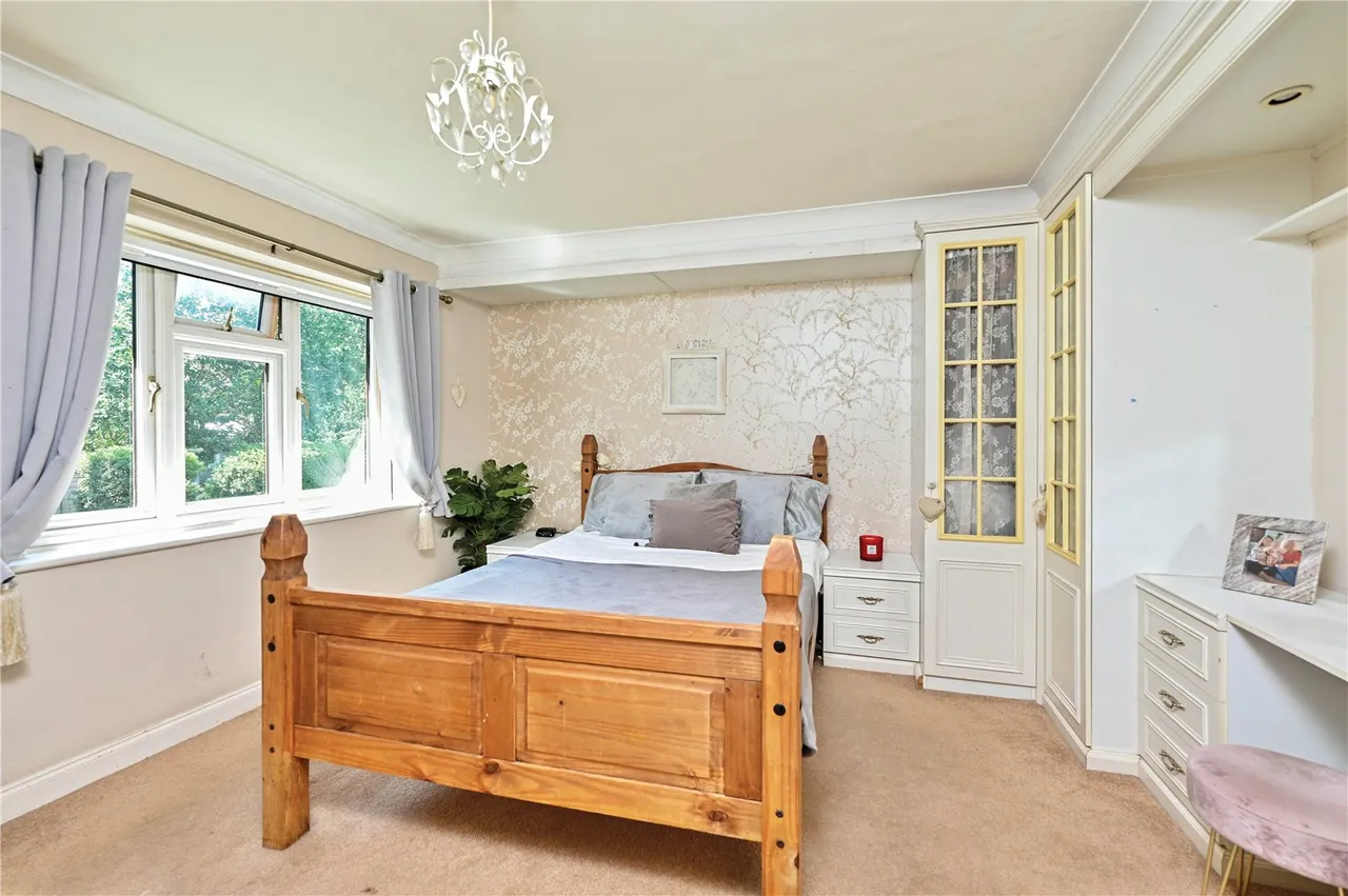 Heron Close, Mytchett, Camberley, Surrey, GU16 6JH, photo 8
