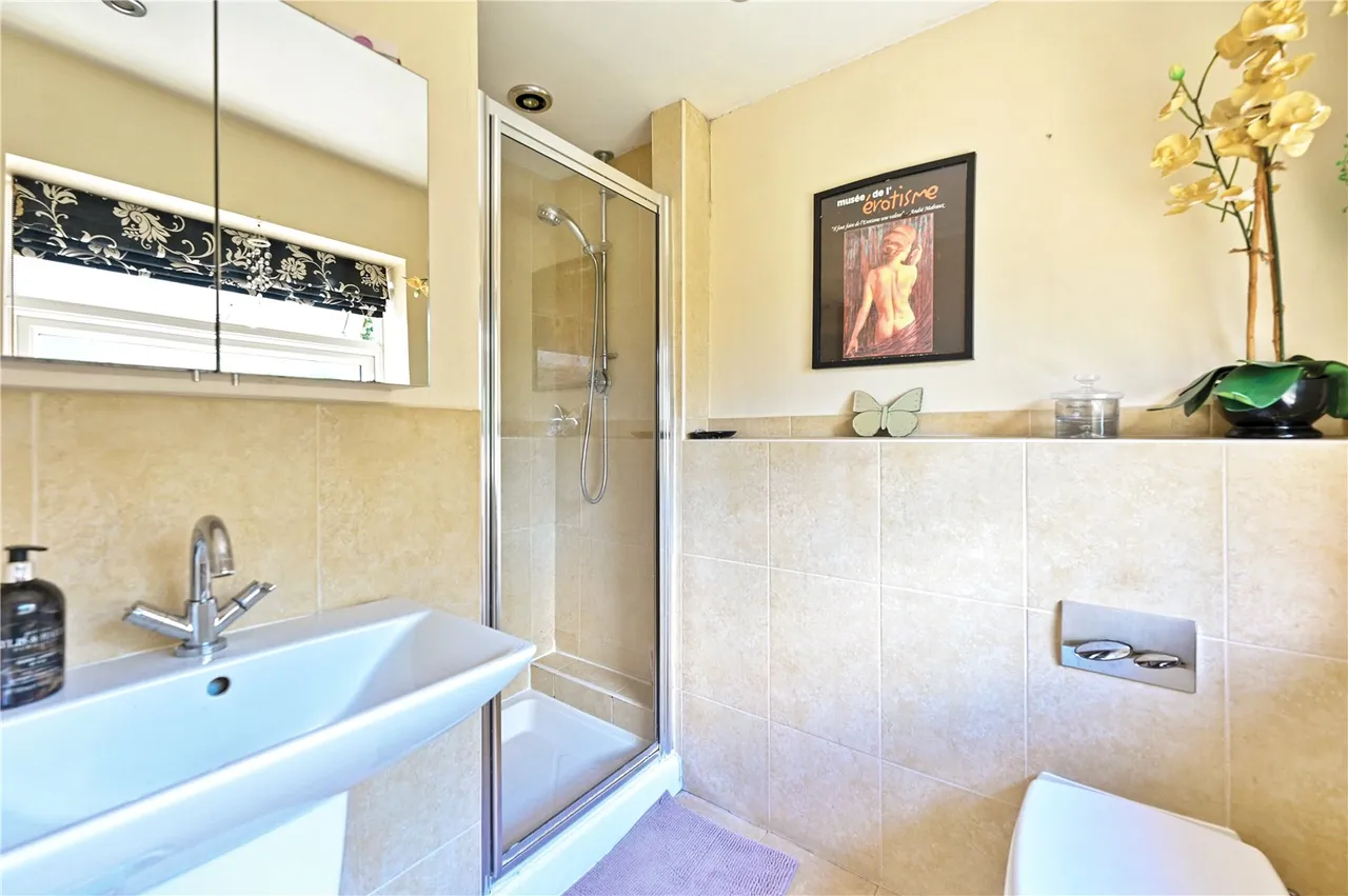 Heron Close, Mytchett, Camberley, Surrey, GU16 6JH, photo 9