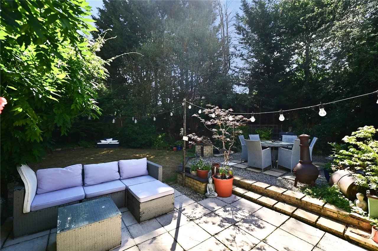 Heron Close, Mytchett, Camberley, Surrey, GU16 6JH, photo 14