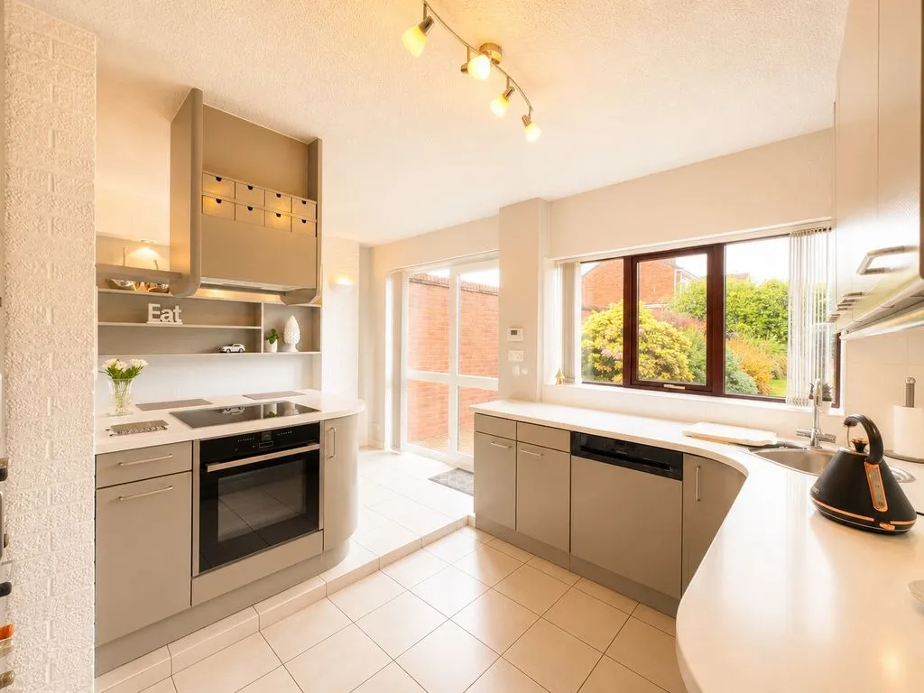 Wedgewood Close, Burntwood, WS7, photo 7