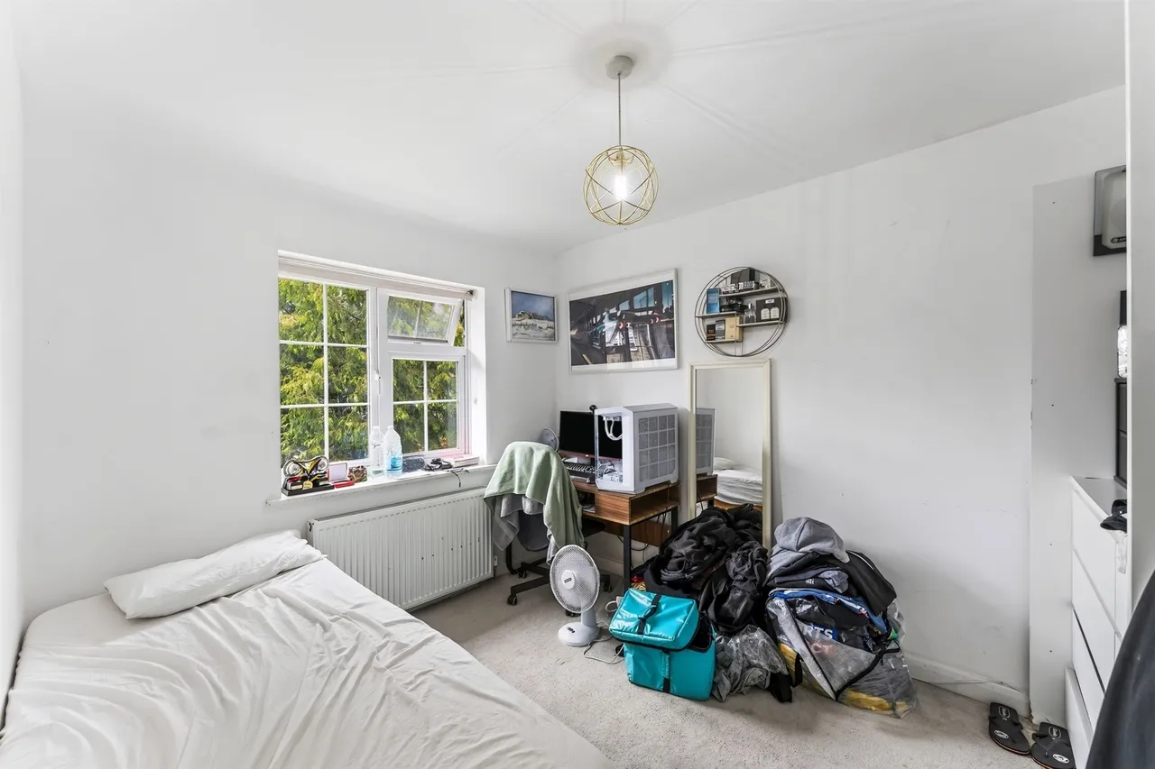 Lessness Road, Morden, photo 11