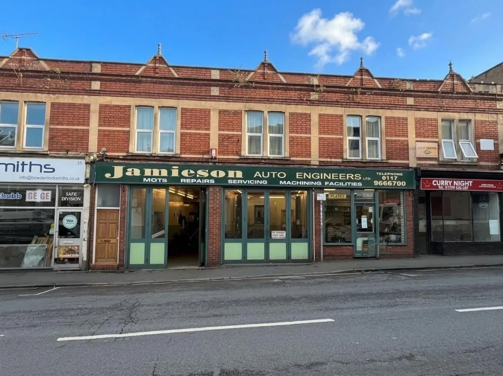 a1 to rent, West Street, Bedminster, BS3