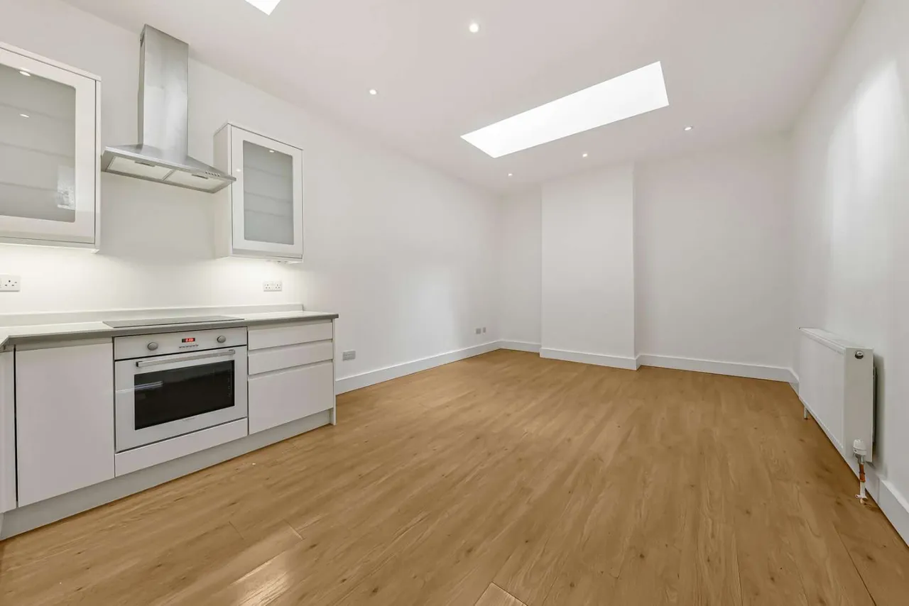1 bed flat to rent, Victoria Mews, Kilburn, NW6