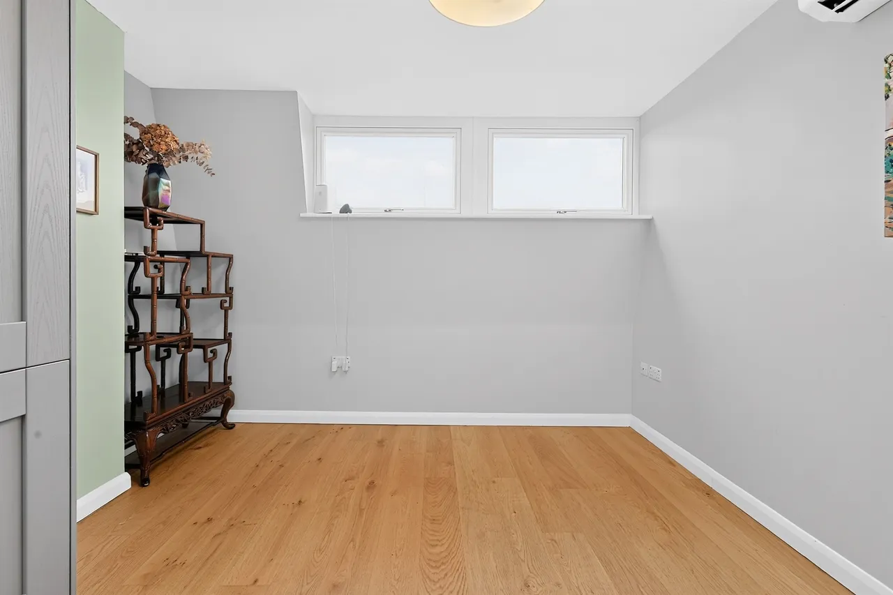 Warwick Gardens, London, W14, photo 5