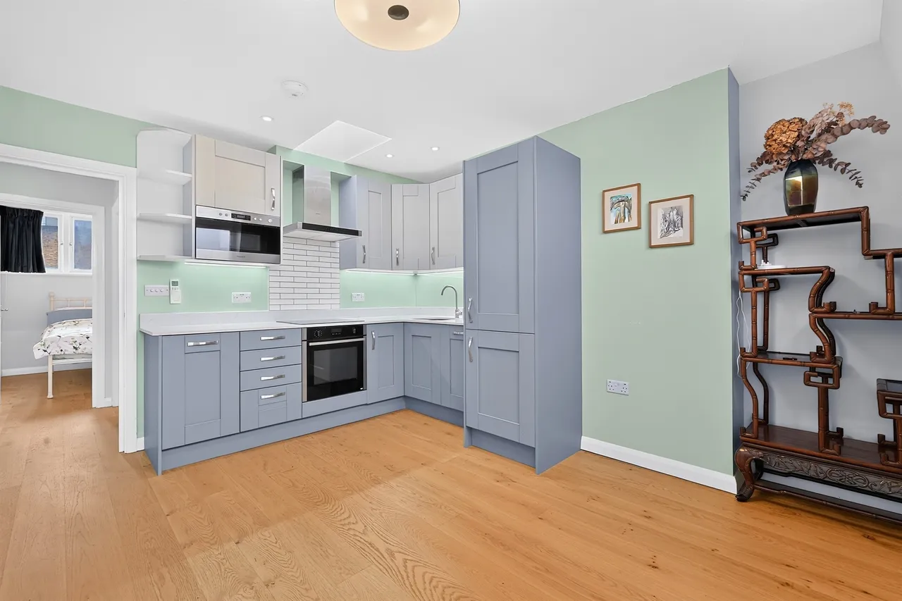 Warwick Gardens, London, W14, photo 4