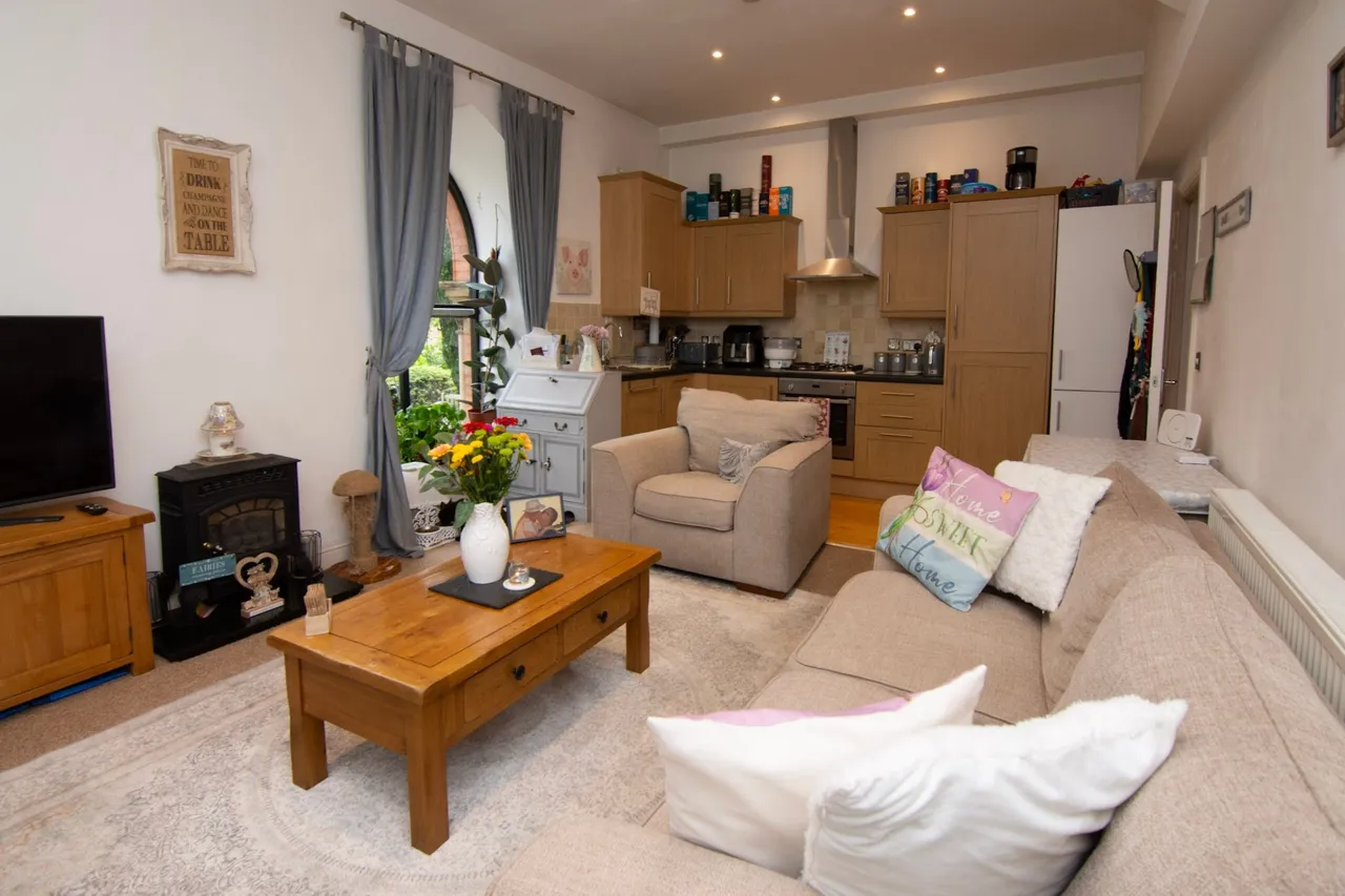 Barbers Lane, Northwich, CW8, photo 5