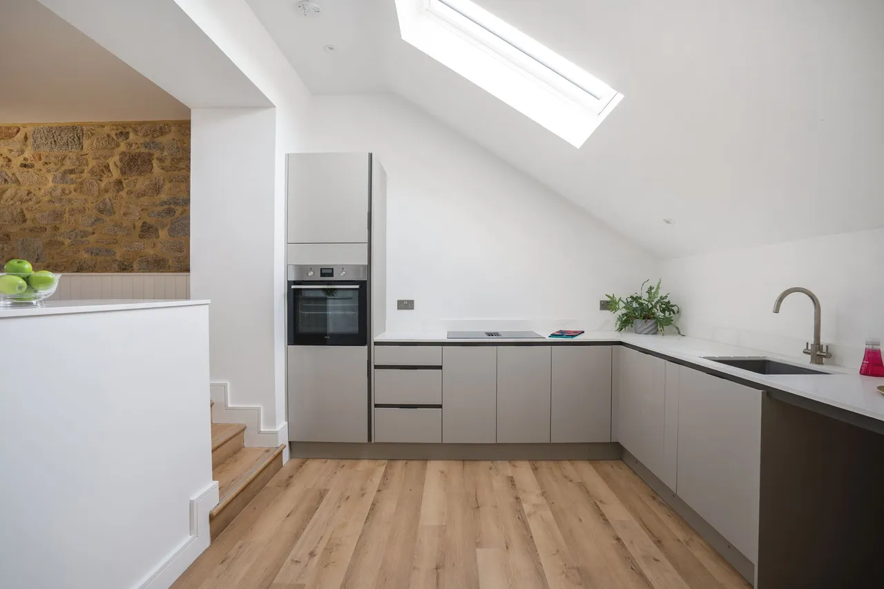 Lower Treluswell, Penryn, TR10, photo 15