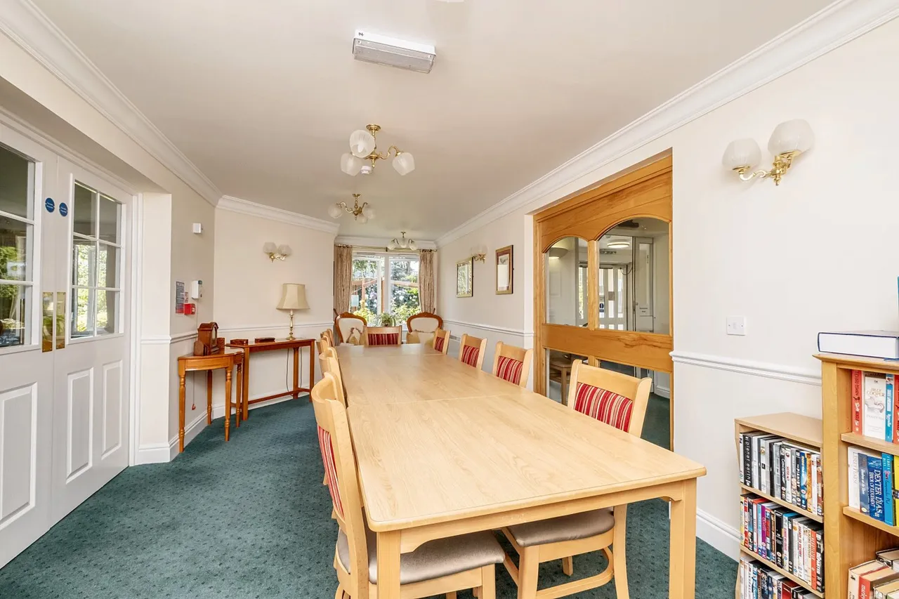 Kingsley Court, Aldershot, GU11, photo 6