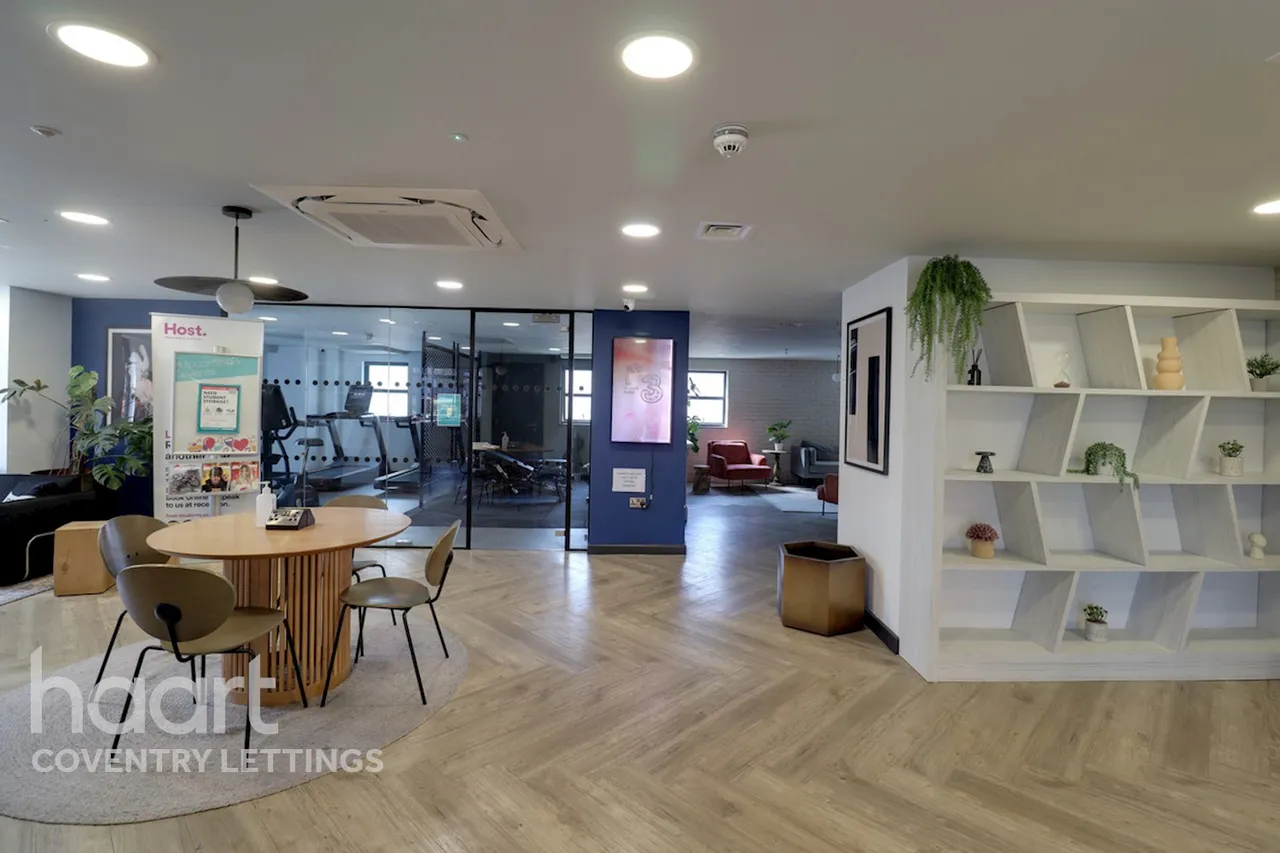 City Center All-Inclusive En-Suite Accommodations, CV1, photo 3
