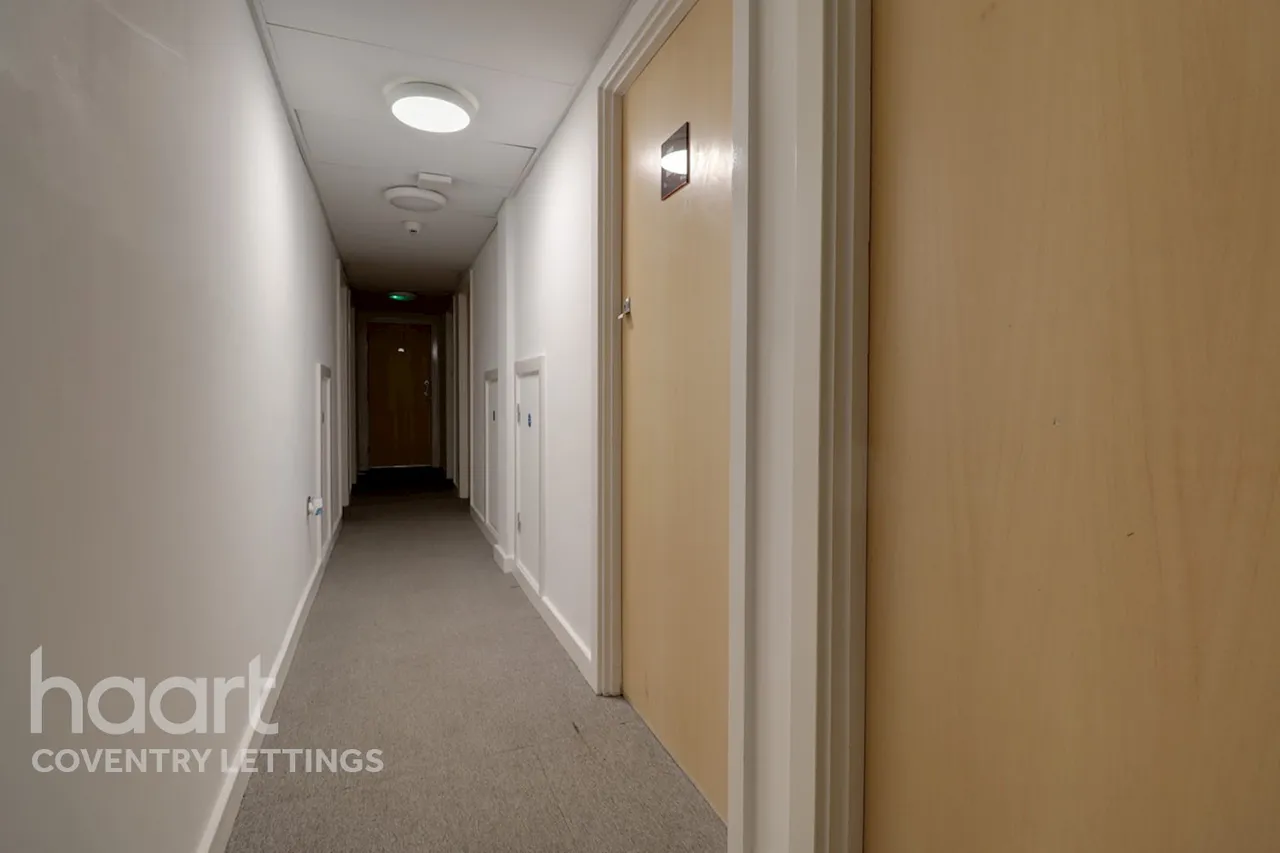 City Center All-Inclusive En-Suite Accommodations, CV1, photo 26