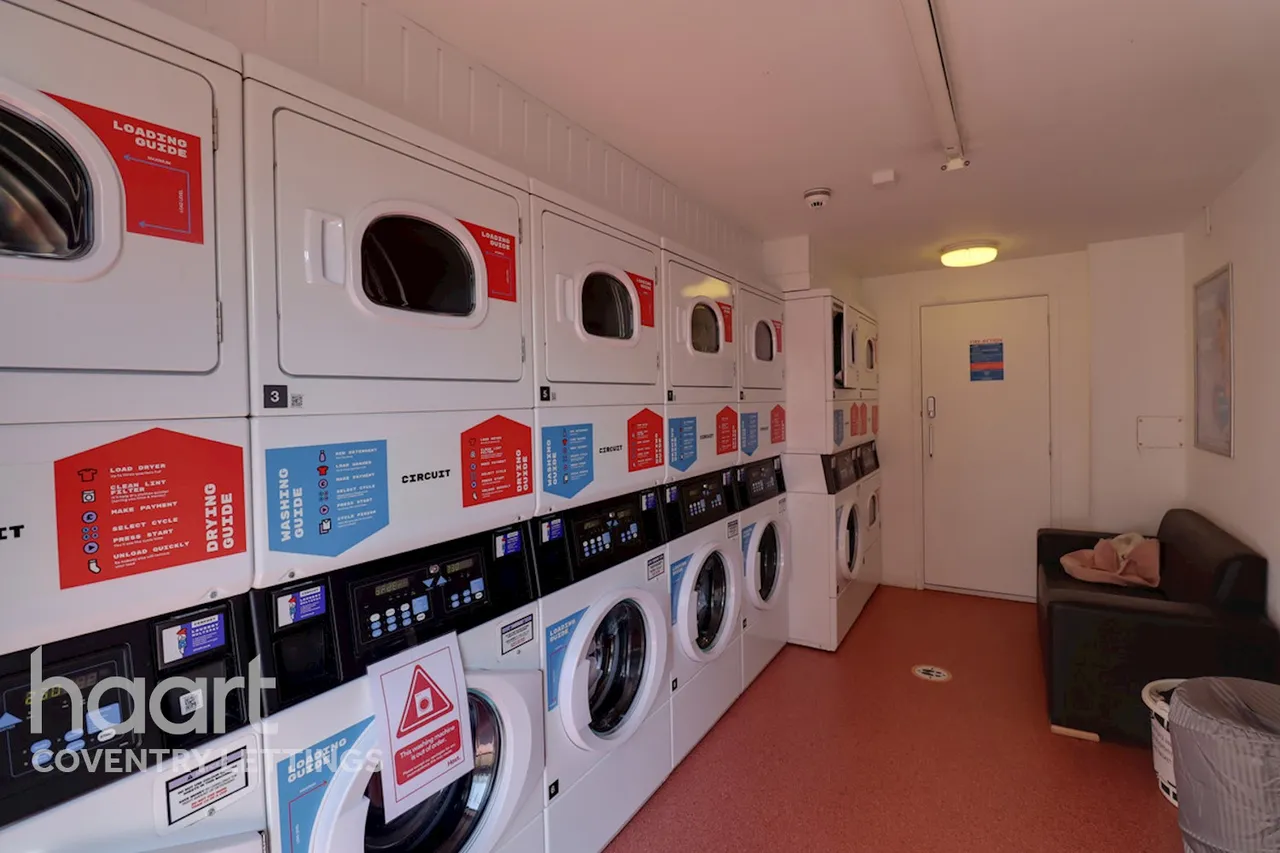City Center All-Inclusive En-Suite Accommodations, CV1, photo 17