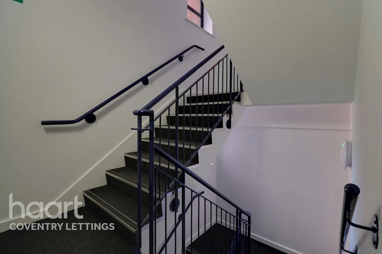 City Center All-Inclusive En-Suite Accommodations, CV1, photo 28