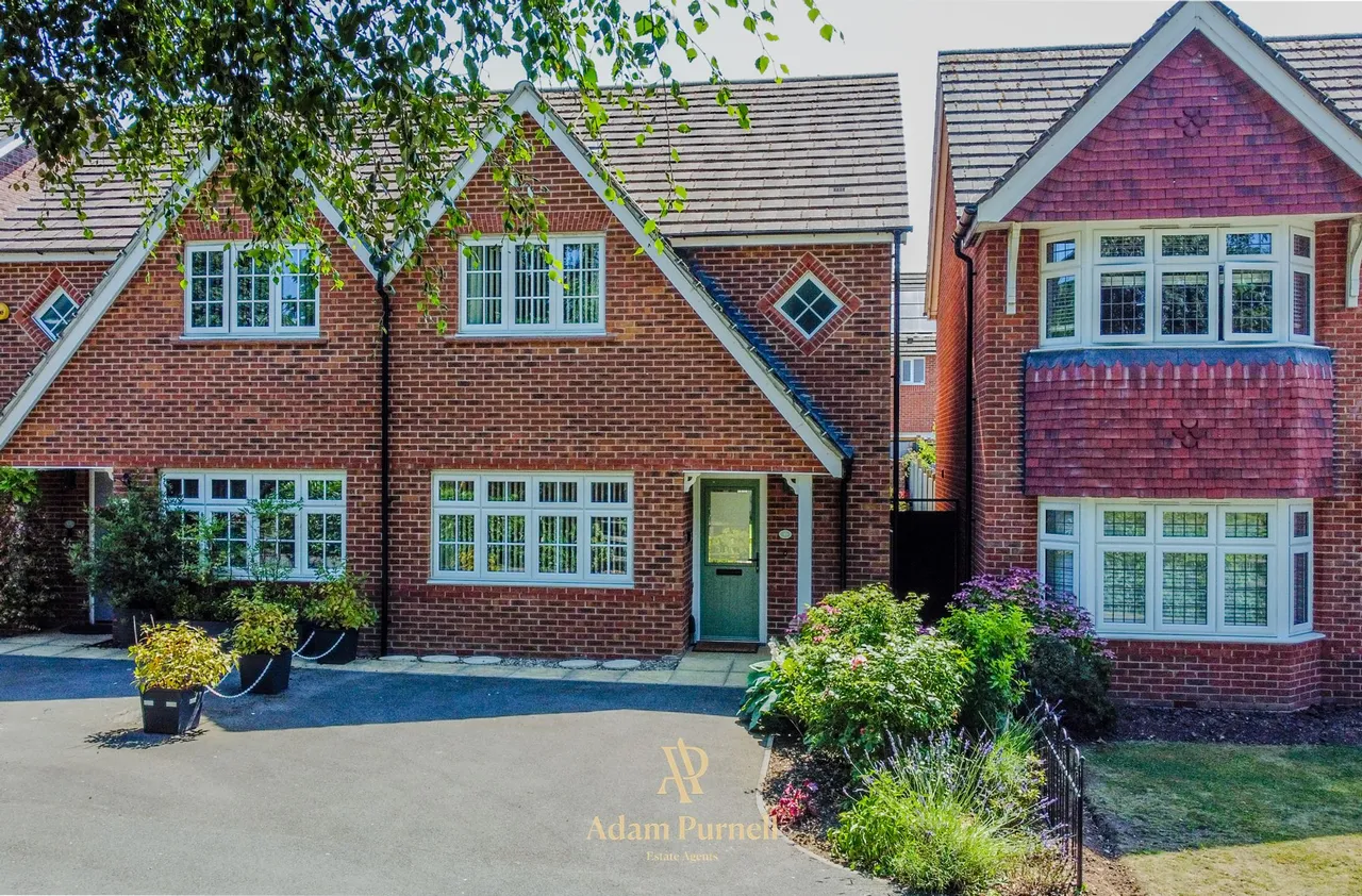 3 bed house for sale, Rieth Close, Hinckley, LE10