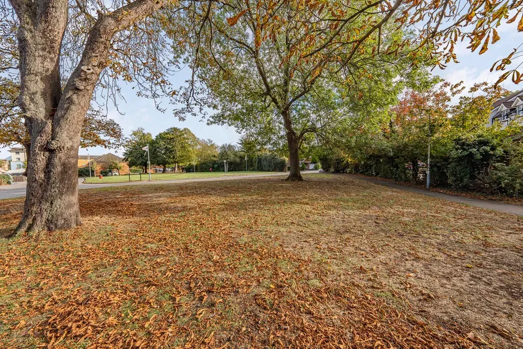 Warwick Road, West Drayton, UB7, photo 27