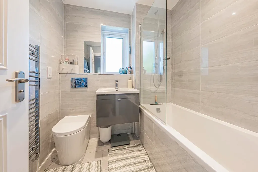Warwick Road, West Drayton, UB7, photo 26