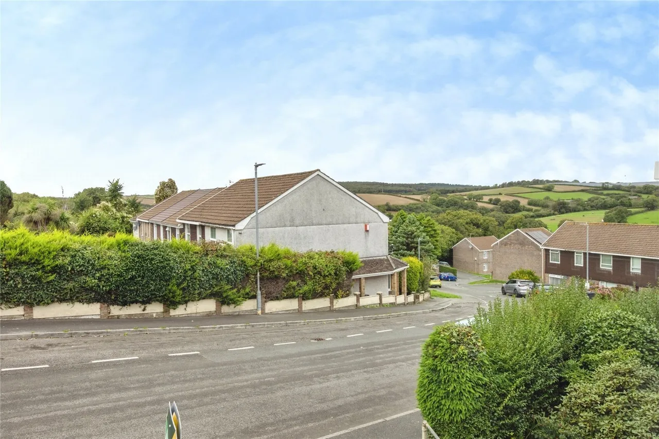 Bodiniel View, Bodmin, PL31, photo 2