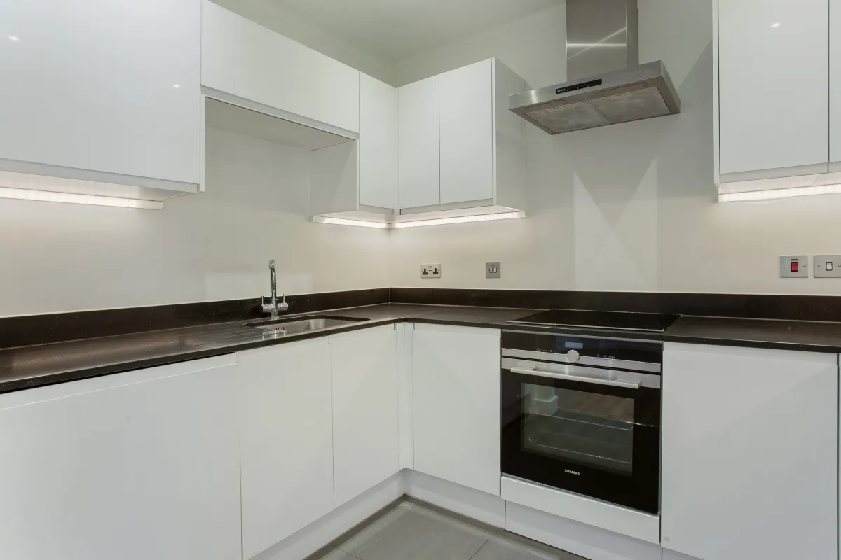 St. Leonards Road, Windsor, SL4, photo 7