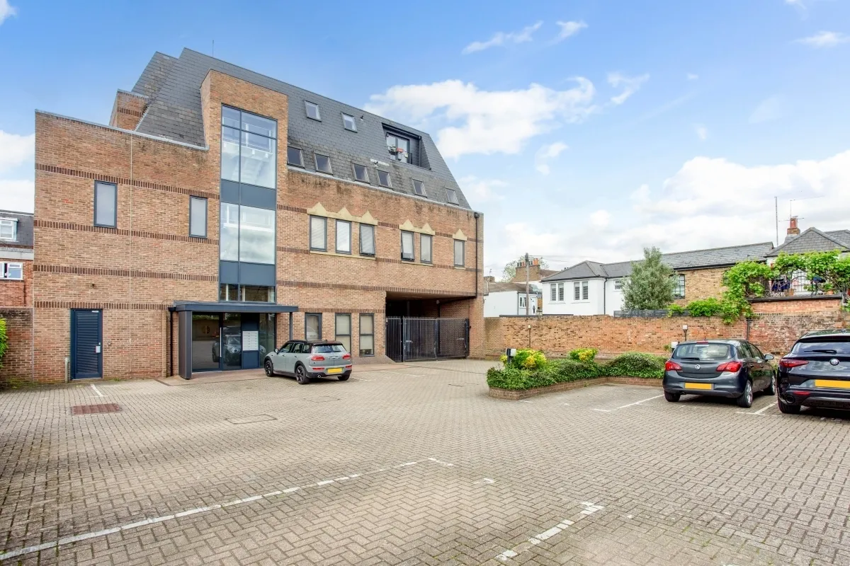 St. Leonards Road, Windsor, SL4, photo 14