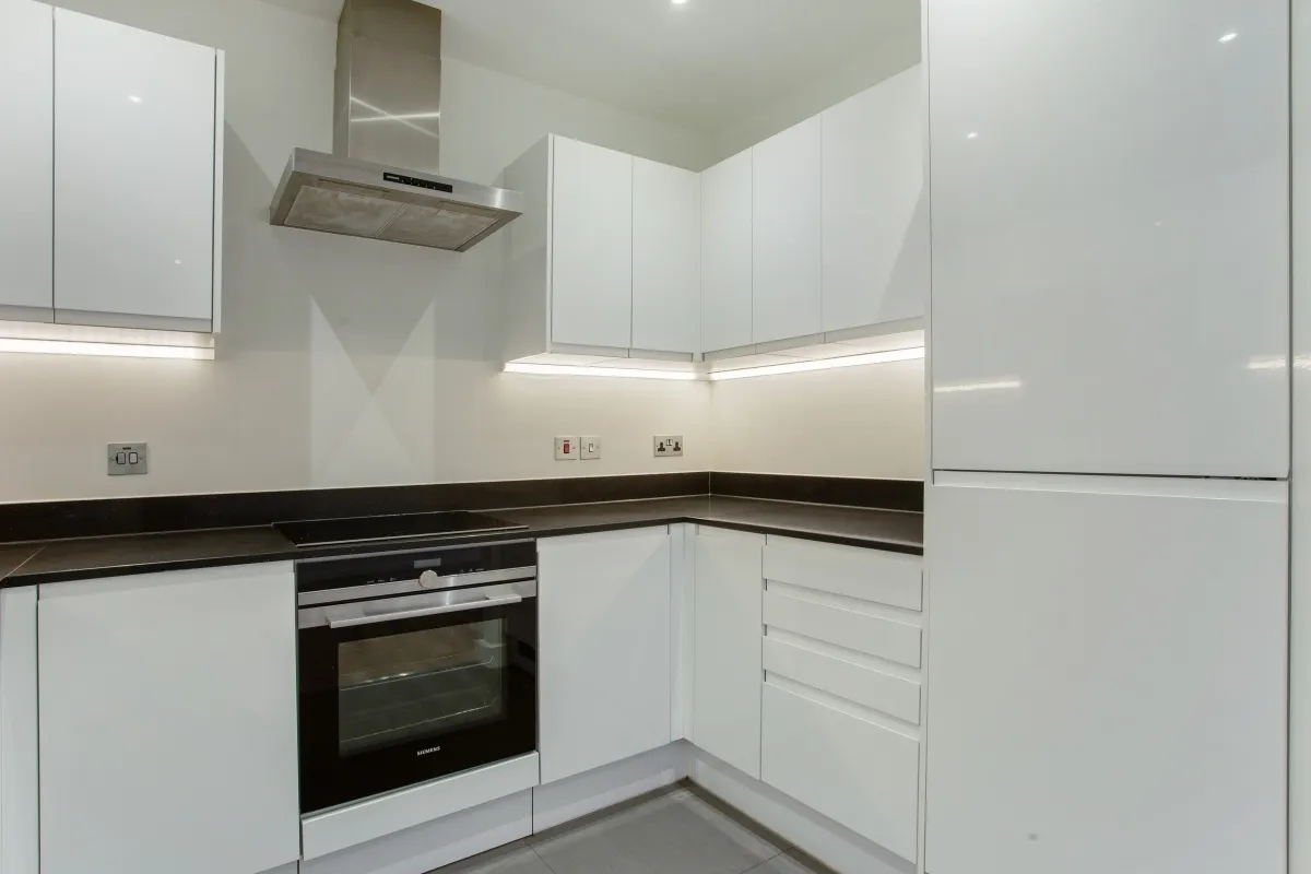 St. Leonards Road, Windsor, SL4, photo 6