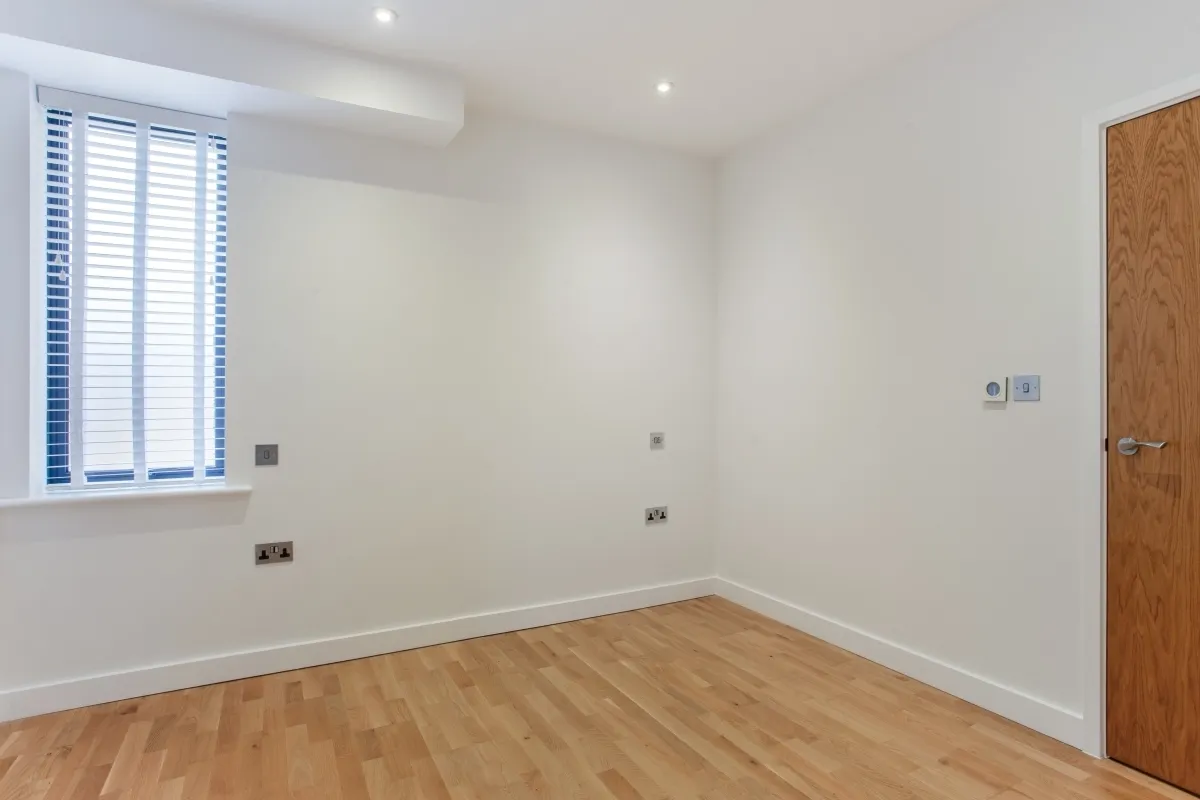 St. Leonards Road, Windsor, SL4, photo 11