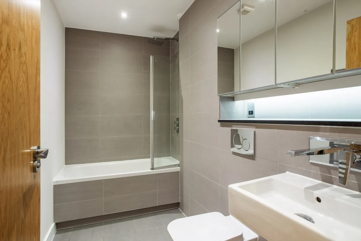 St. Leonards Road, Windsor, SL4, photo 9