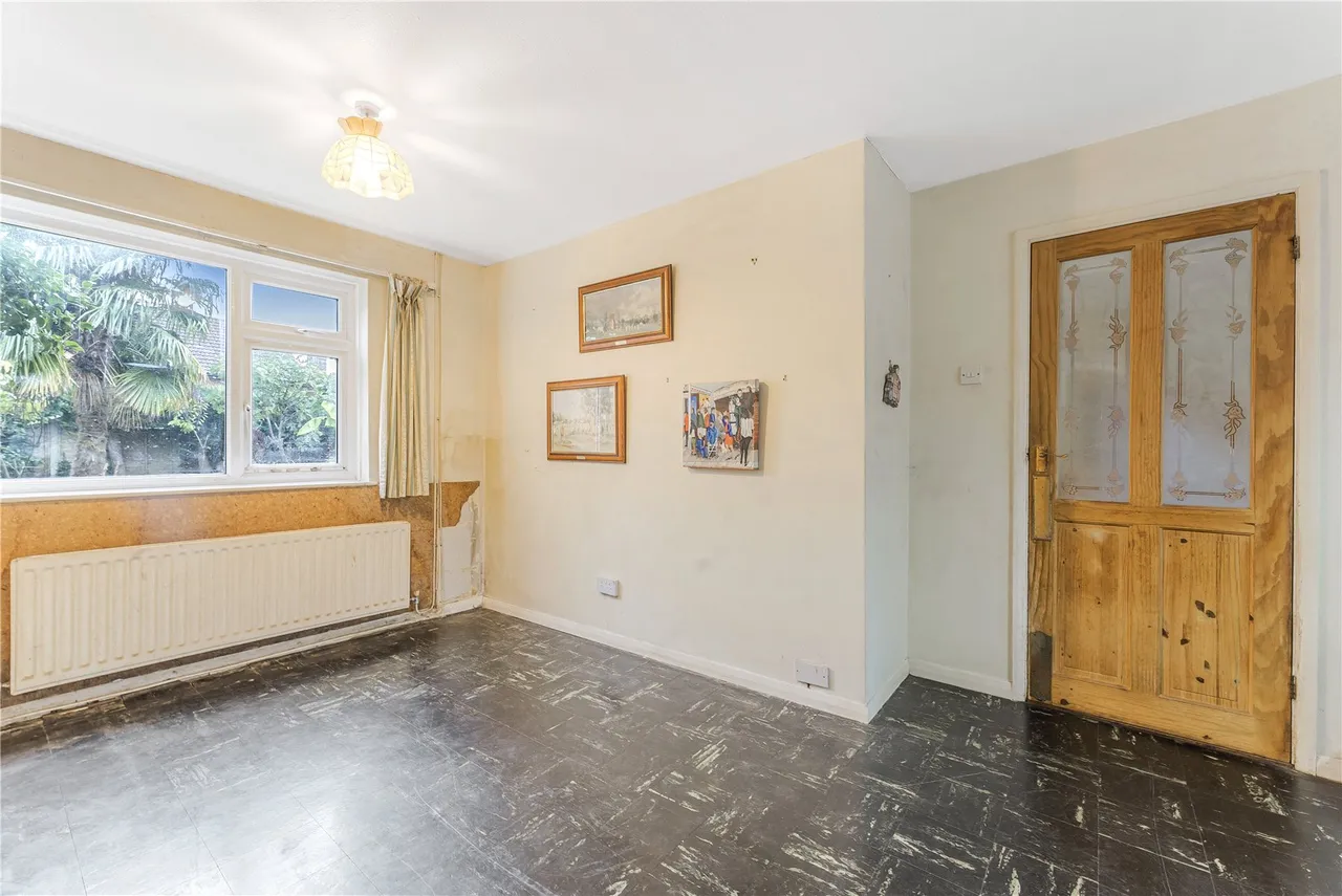 Pilgrims Way, Bisley, GU24, photo 10