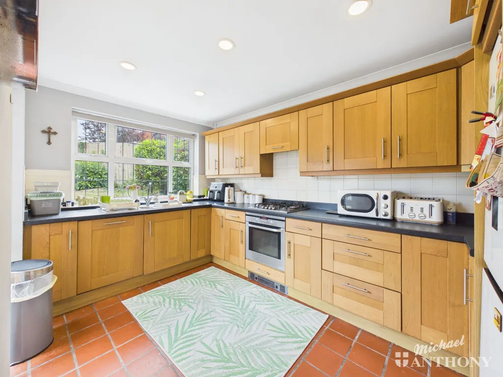 Hazlehurst Drive, Aylesbury, HP21 9TJ, photo 4