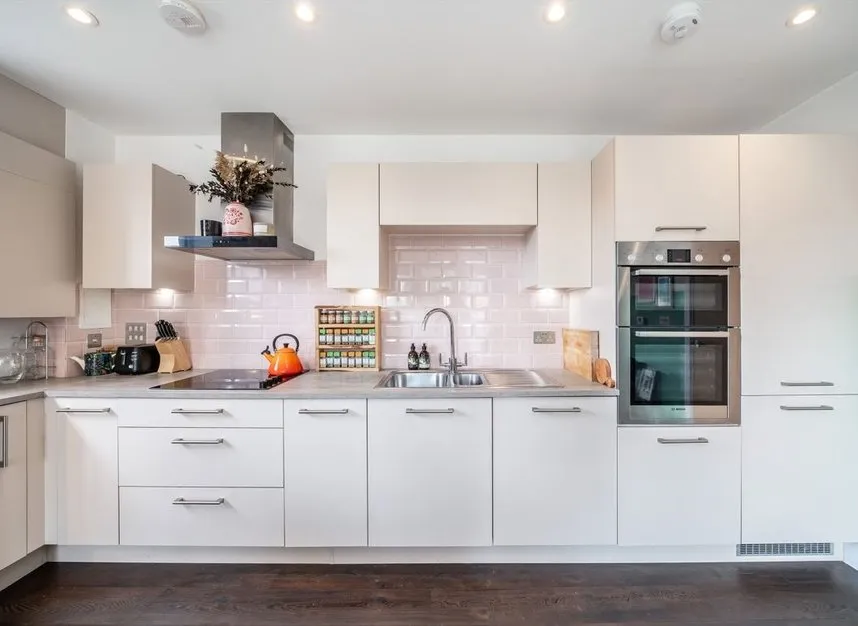 London Road, Isleworth, TW7, photo 4