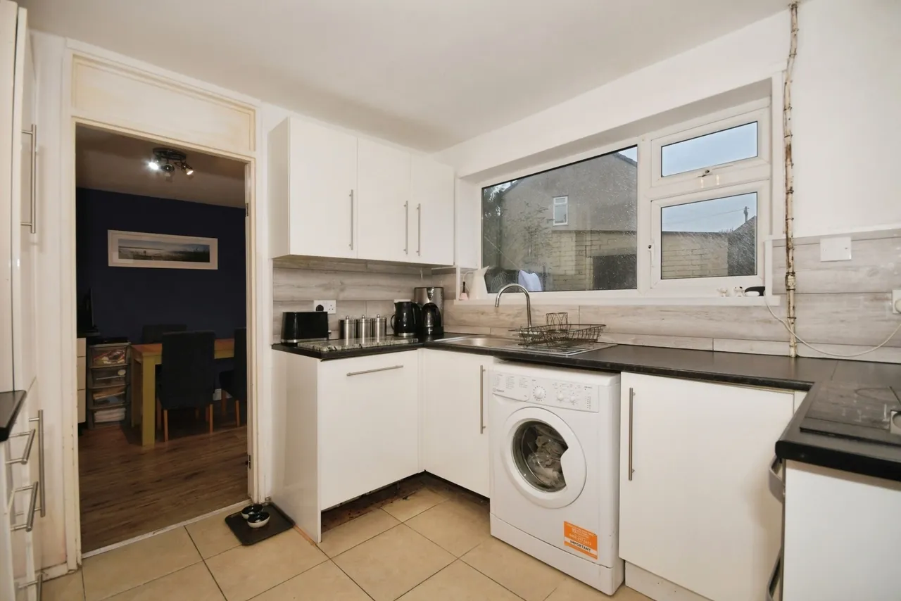 Edensor Avenue, Buxton, Derbyshire, SK17, photo 4