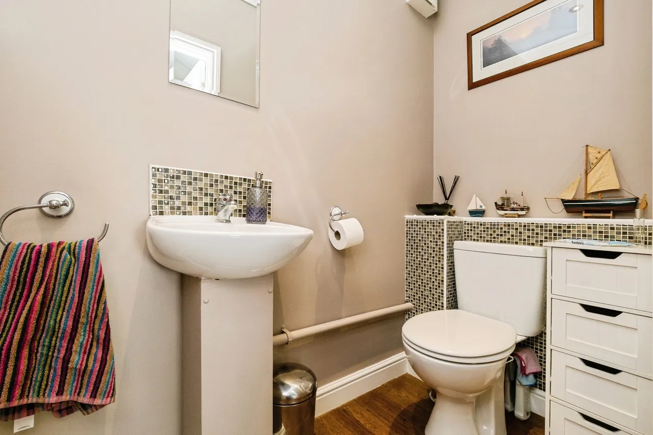 Cheviot Road, Hornchurch, RM11, photo 18