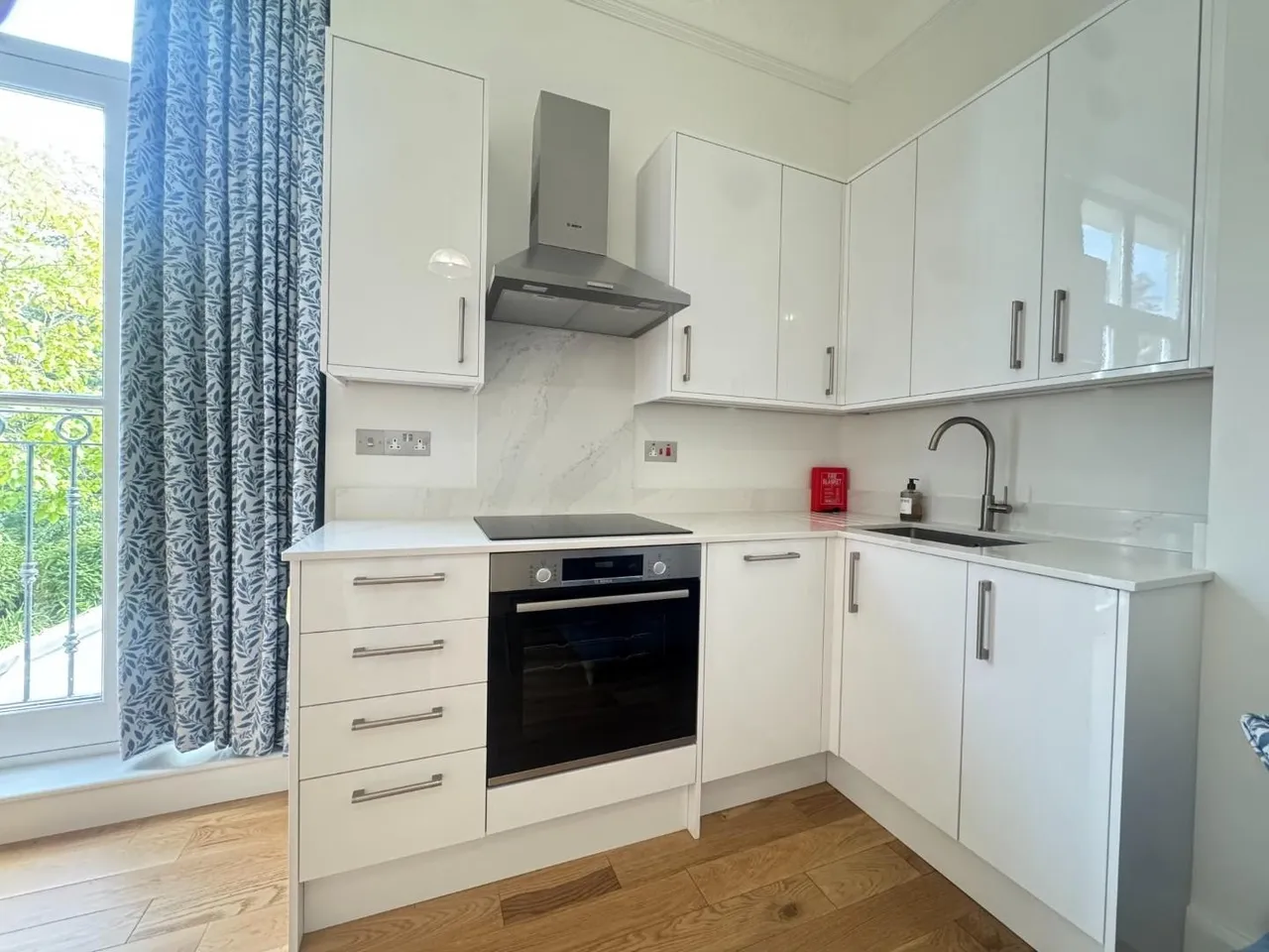 Buckland Crescent, Belsize Park, photo 3