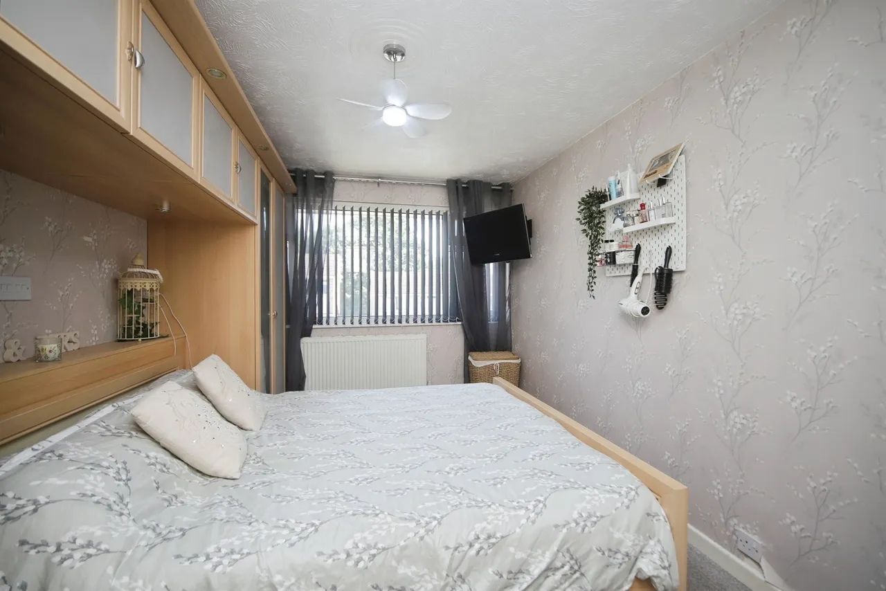 Laburnum Road, WELLINGTON, photo 8