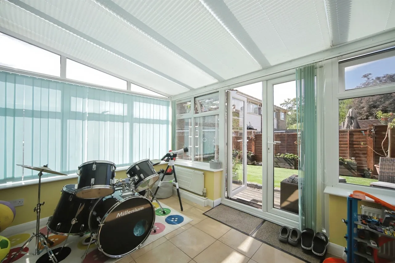 Laburnum Road, WELLINGTON, photo 7