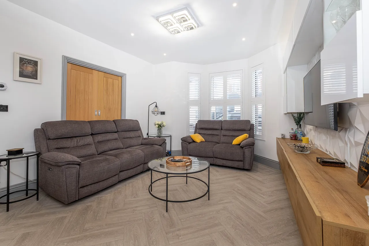 Haydons Road, London, SW19, photo 8