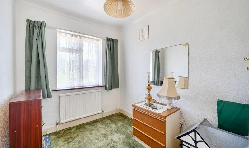 Elmstead Close, Epsom, KT19, photo 14