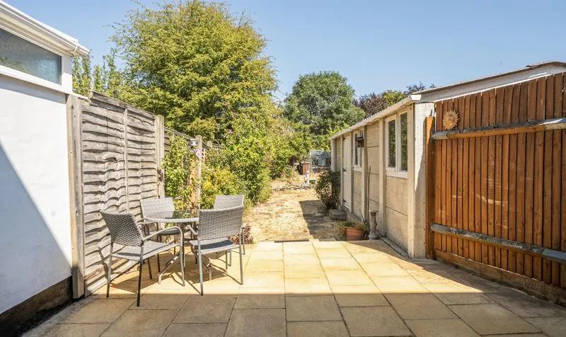 Elmstead Close, Epsom, KT19, photo 16