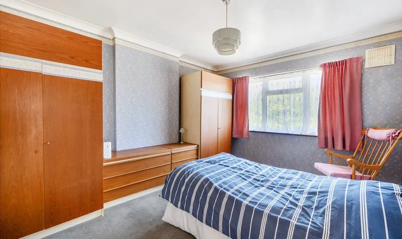 Elmstead Close, Epsom, KT19, photo 13