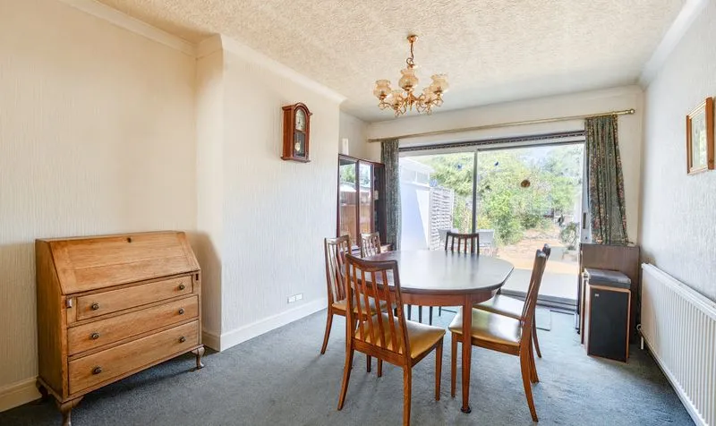 Elmstead Close, Epsom, KT19, photo 8