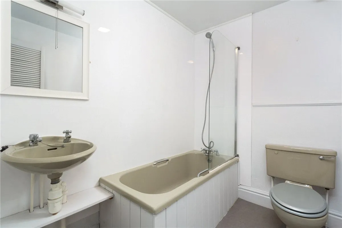 Albemarle Road, York, YO23, photo 11