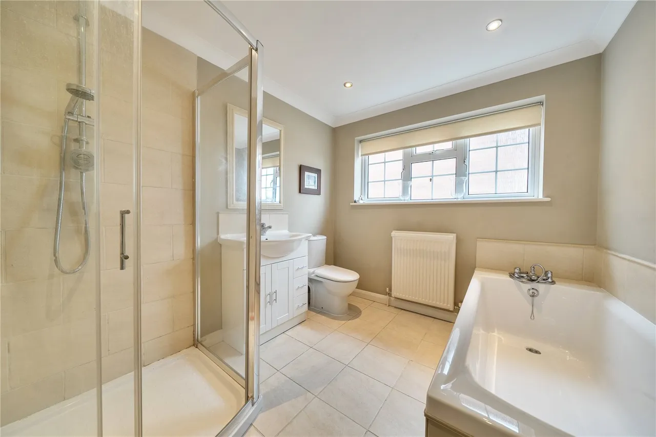 Springfield Avenue, Hartley Wintney, Hampshire, RG27 8SF, photo 14